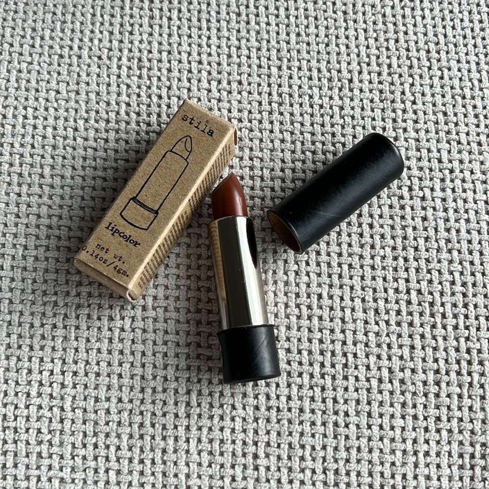 Stila lip color lipstick new in box Billie
